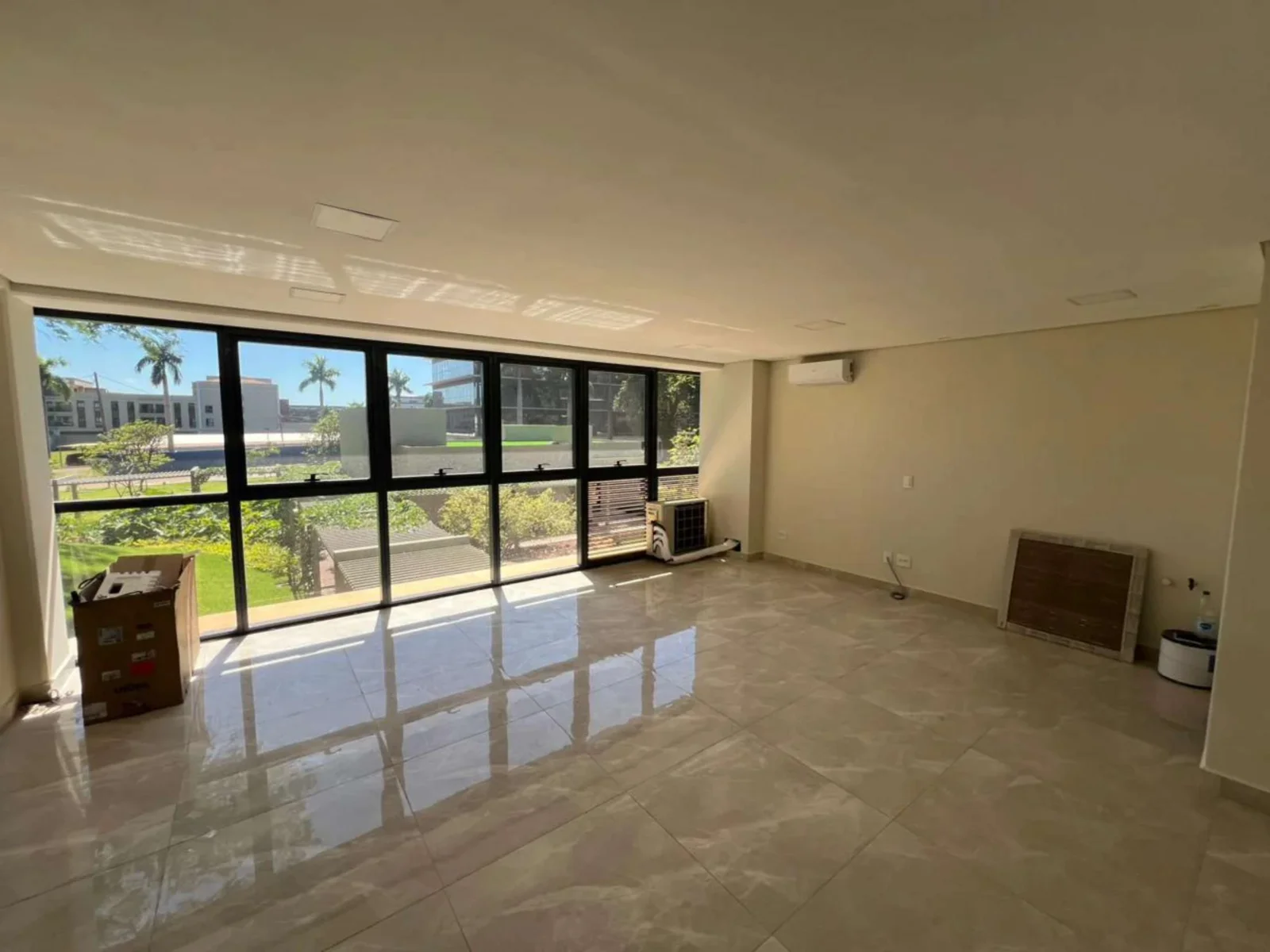 Sala Comercial no Georgina Business Park, foto 1